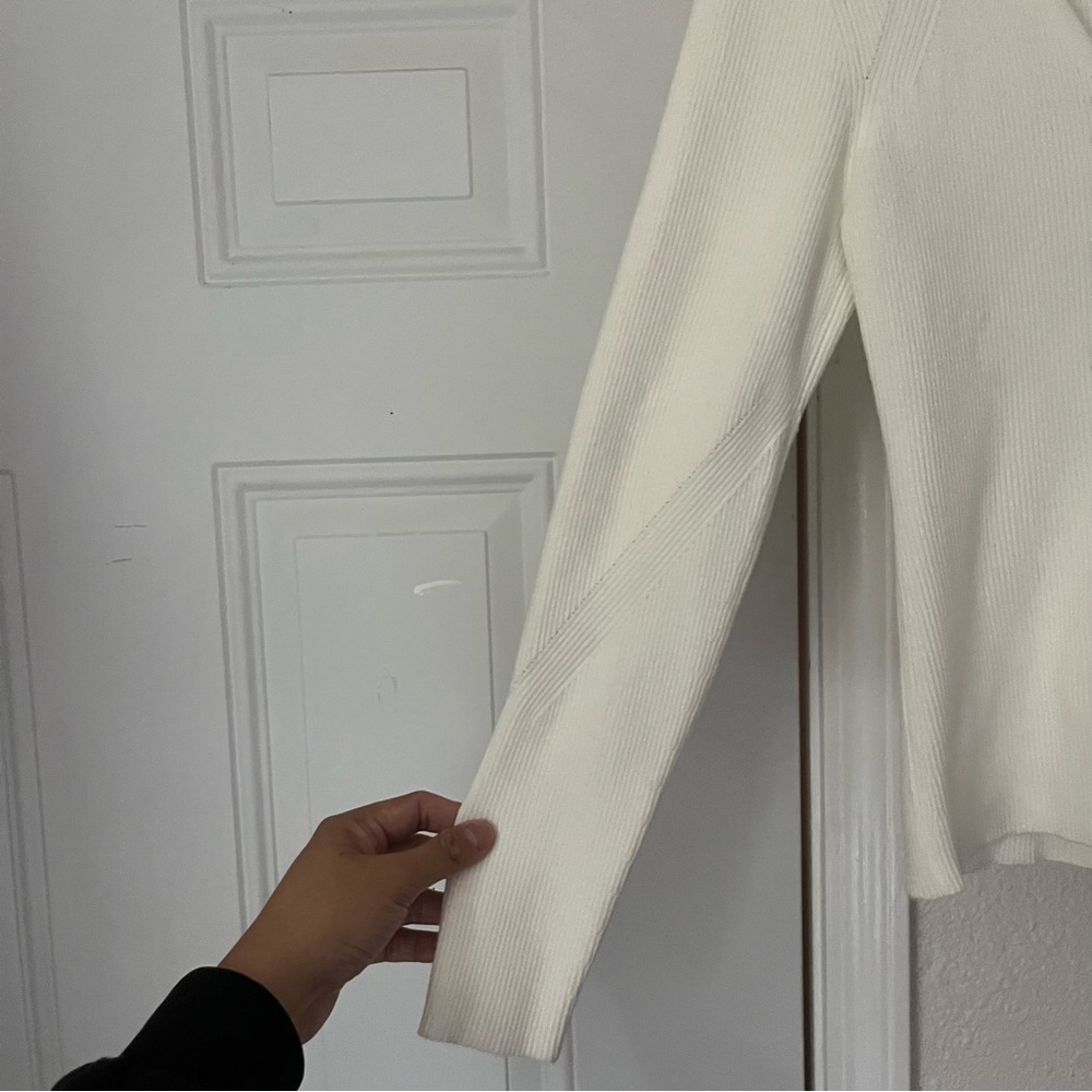 BA&SH white rib knit viscose blend chunky button up puff long sleeve top - Picture 4 of 7